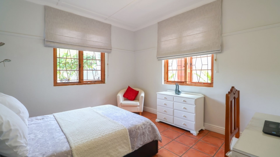 7 Bedroom Property for Sale in Paradise Western Cape